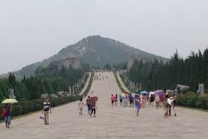 Qianling Mountain