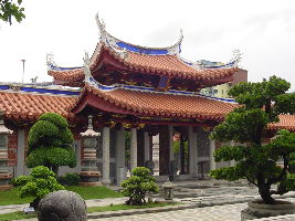 Shuanglin Temple