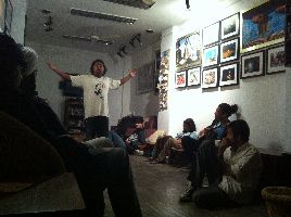 Kunzum Travel cafe