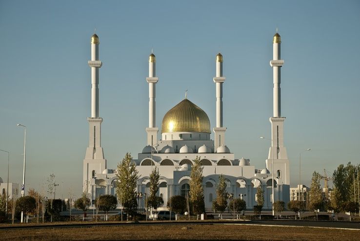 Nur-Astana Mosque Trip Packages