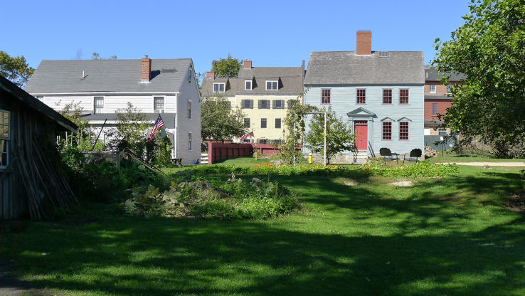 Strawbery  Banke Museum  Trip Packages