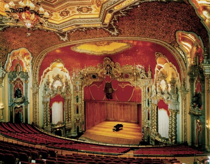 Ohio Theater Trip Packages