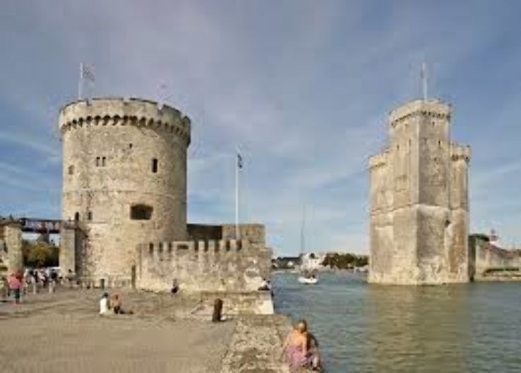 Visit La Rochelle Trip Packages