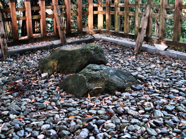 Ube Shrine Trip Packages