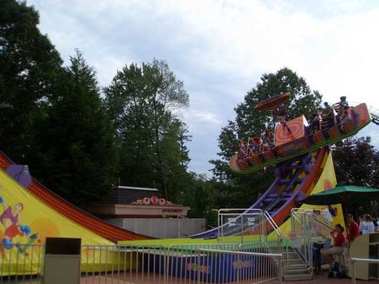 Canobie Lake Park Trip Packages