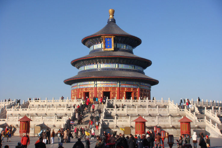 Heart-warming 8 Days Shanghai to Beijing Friends Tour Package