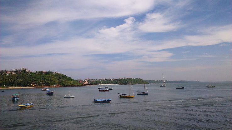 Dona Paula Trip Packages