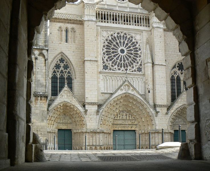 Poitiers Cathedral Trip Packages