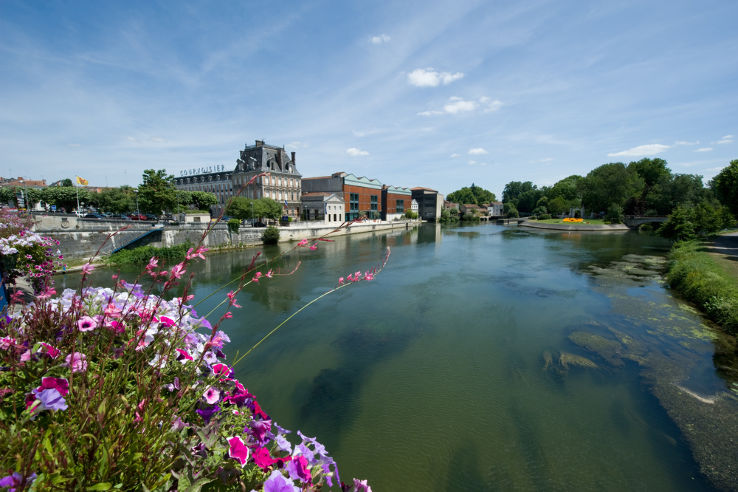  Visit the Second Distilling Town of Jarnac Trip Packages
