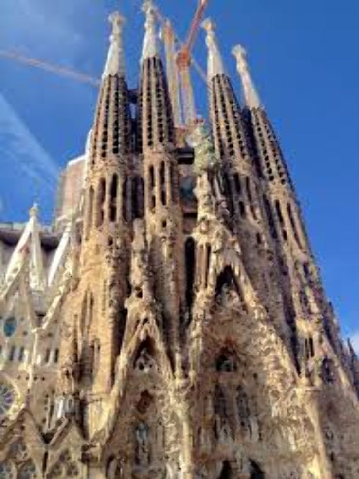 La Sagrada Familia  Trip Packages