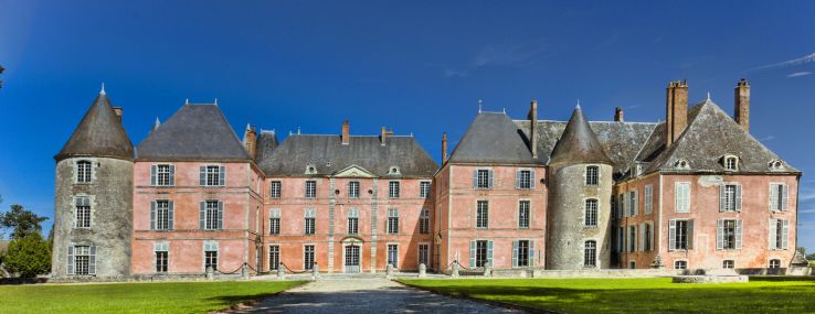 Chateau de Meung sur Loire Trip Packages
