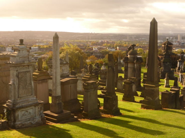 Glasgow Necropolis  Trip Packages