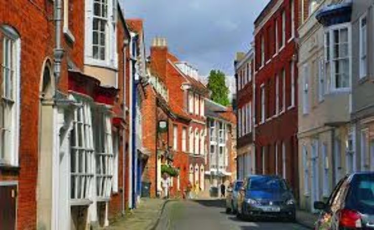 Pilgrims Hall Trip Packages