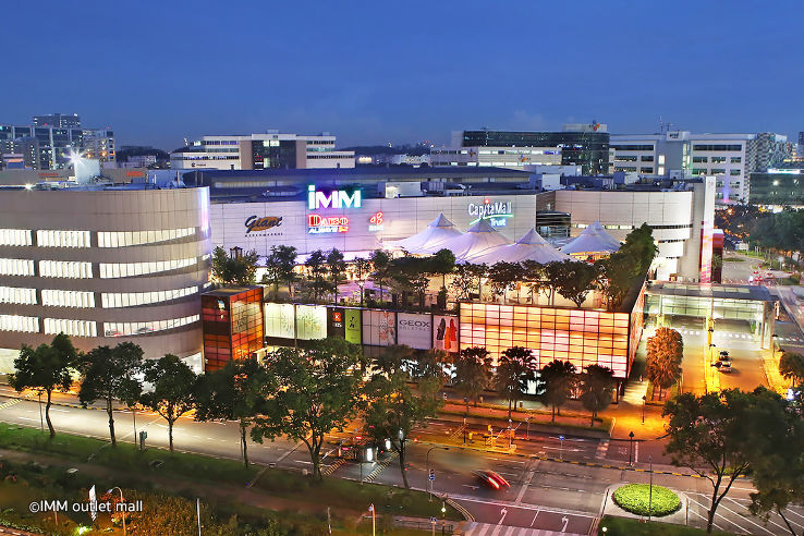 vans warehouse singapore