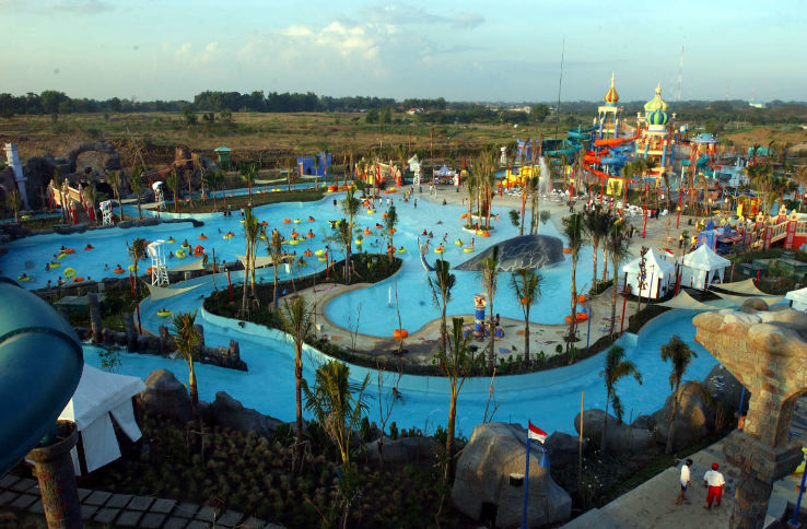 Ciputra Waterpark Trip Packages