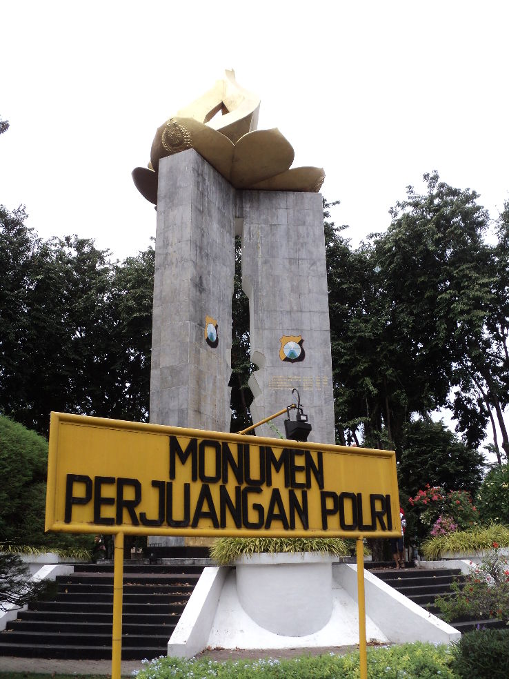 Monumen Perjuangan Polisi Republik  Trip Packages