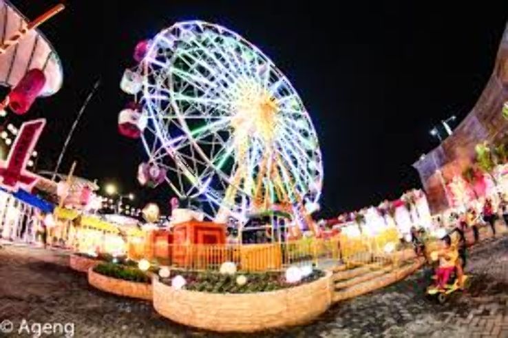 Surabaya Carnival Park Trip Packages