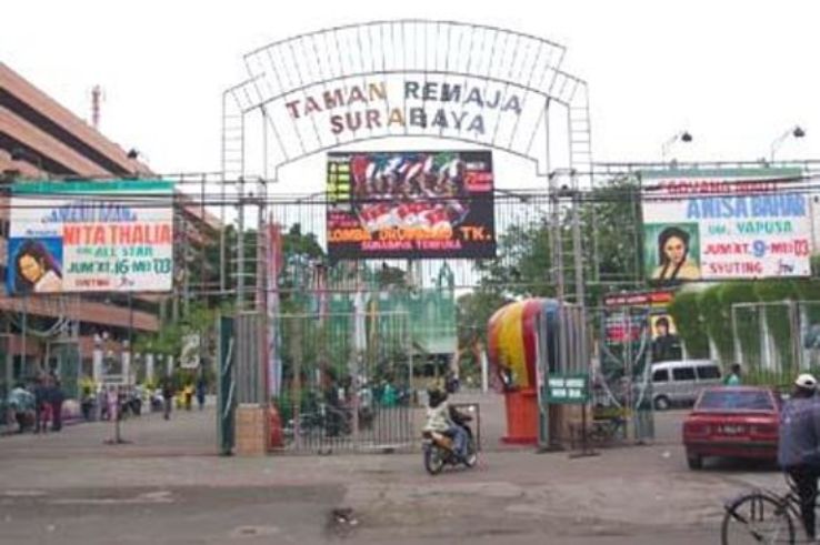 Surabaya Youth Park Trip Packages