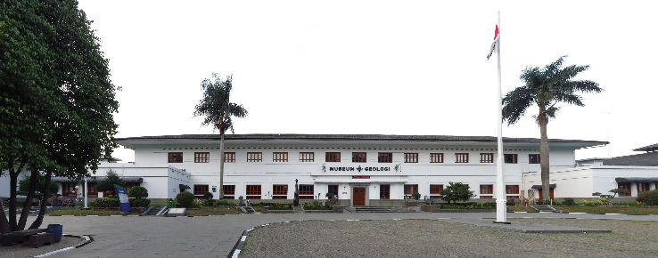 Bandung Geological Museum Trip Packages