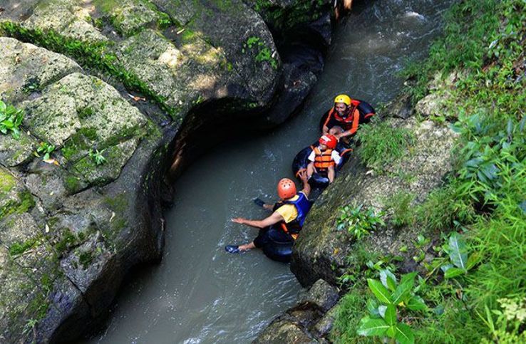 Karst Tubing Sedayu Trip Packages