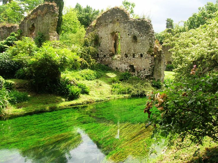 Giardino di Ninfa Trip Packages