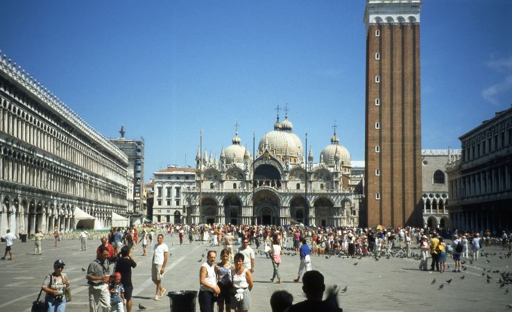 Piazza Venice Trip Packages