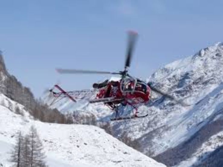 Skiing & Snowboarding Trip Packages Skiing & Snowboarding Trip Packages