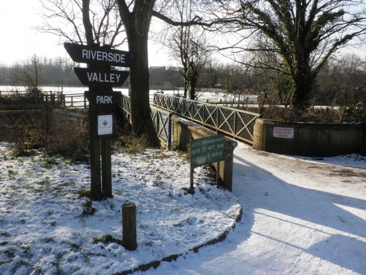 Riverside Valley Park  Trip Packages