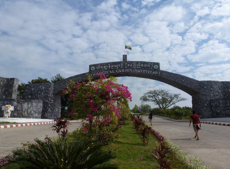 Naypyidaw Zoological Gardens Trip Packages