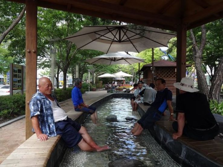 Yuseong Hot Springs Trip Packages