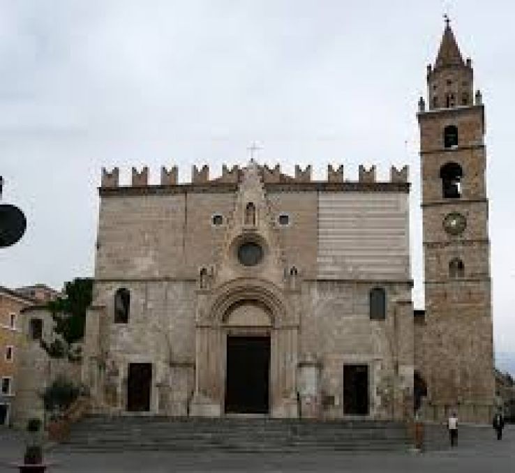 Teramo Cathedral Trip Packages