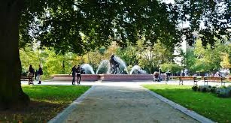 Deluge Fountain Trip Packages