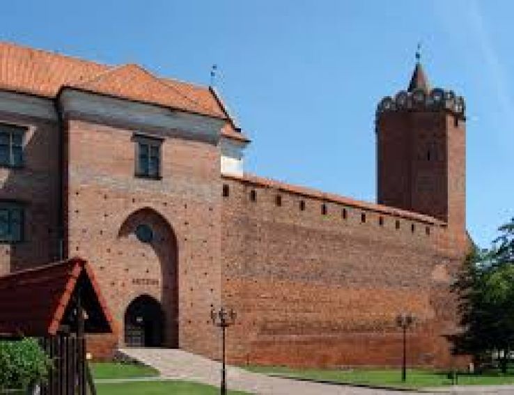 Leczyca Castle Trip Packages