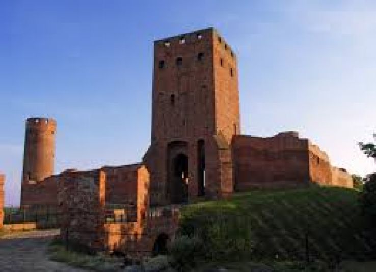 Czersk Trip Packages