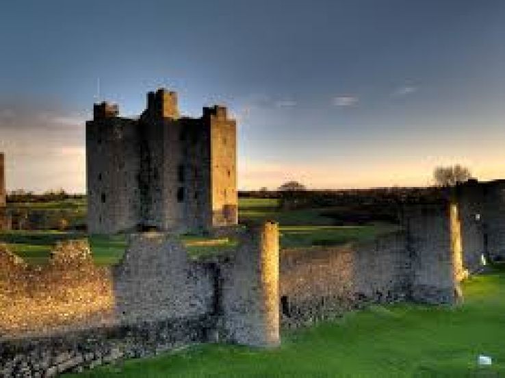 Trim Castle Trip Packages