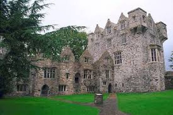 Donegal Castle Trip Packages