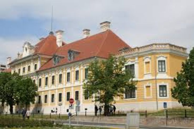 Eltz Manor Trip Packages