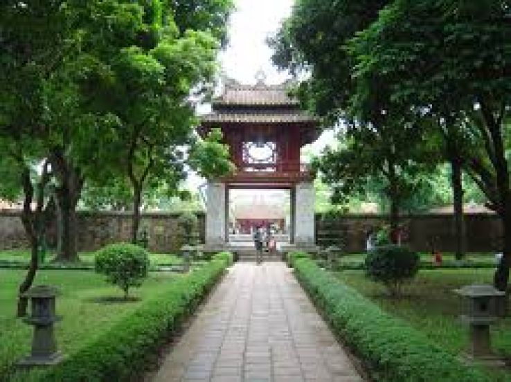 Temple of Literature Trip Packages