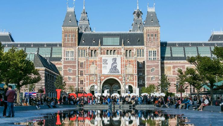 Magical 4 Days 3 Nights amsterdam - hop on hop off Holiday Package