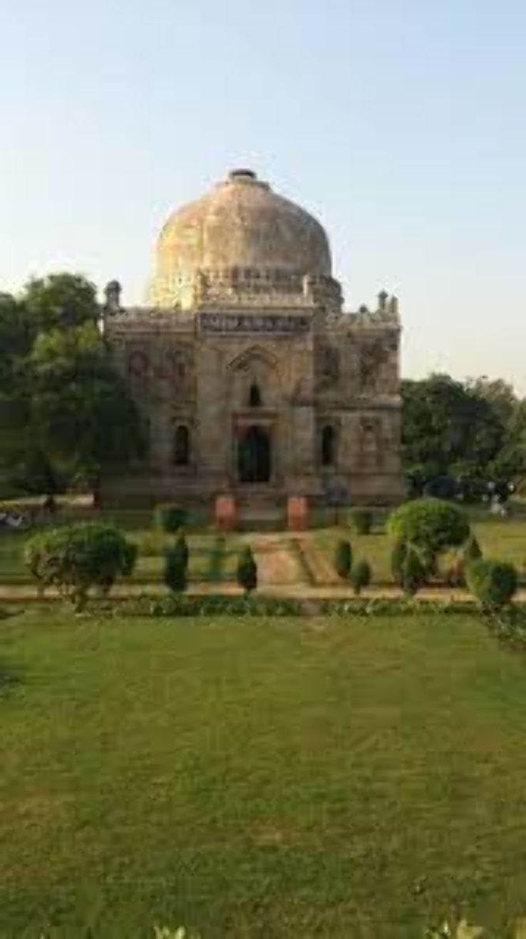 Lodhi Gardens, New Delhi  Trip Packages