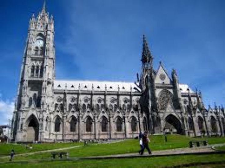  Basilica del Voto Nacional ? Quito Trip Packages