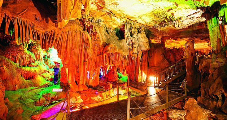 Stone Flower Cave Trip Packages