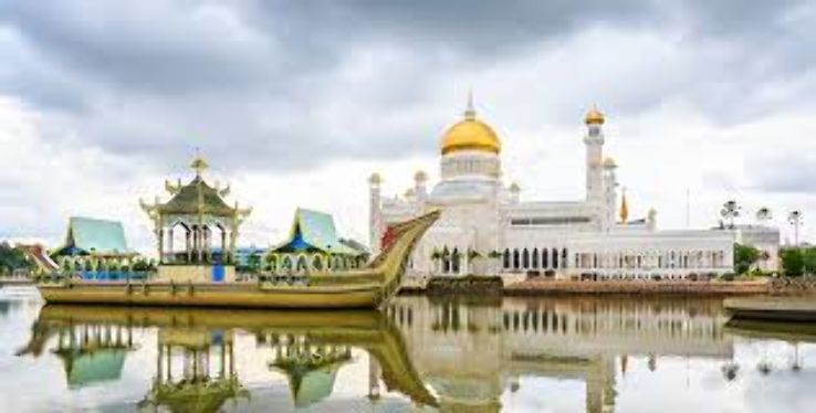 Recollecting Golden Mosque Trip Packages
