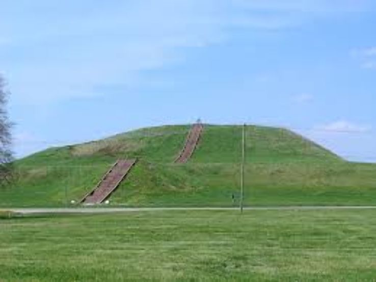 Cahokia Mounds  Trip Packages