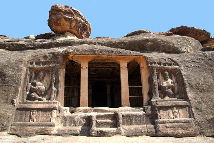 Ravana Phadi Cave Temples Trip Packages