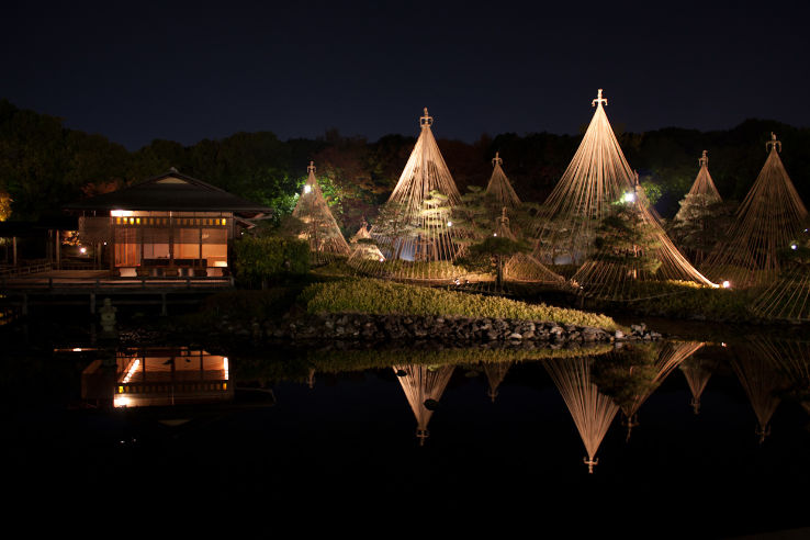 Shirotori Garden Trip Packages