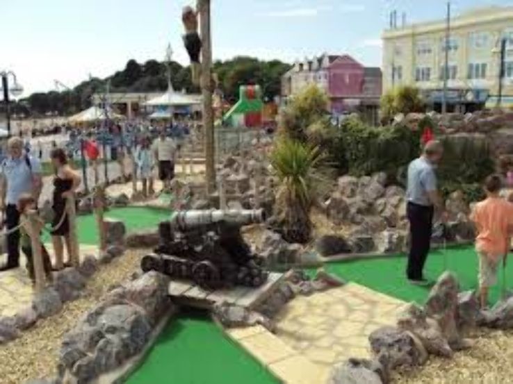 Smugglers Cove Adventure Golf Trip Packages