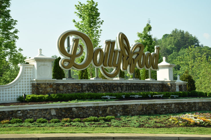 Dollywood Trip Packages