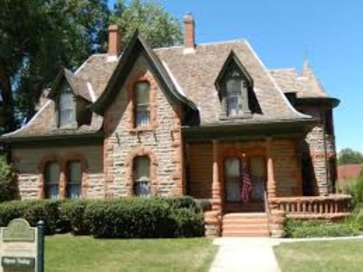 Avery House Trip Packages