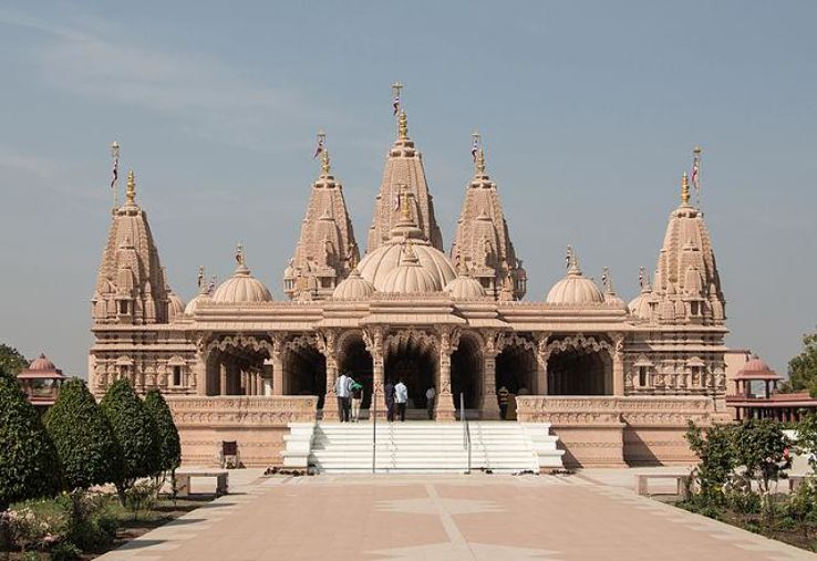 Aksharwadi Temple Trip Packages